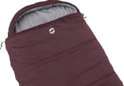 Outwell Campion Lux Slaapzak - Aubergine Rood 11 Outwell Campion Lux Slaapzak - Aubergine Rood -Professionele outdoor kampeerwinkel 1069 1900 5709388127891 campion lux aubergine feature photo11