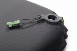 Exped SIM Comfort 5 LW Zelfopblazende Slaapmat 15 Exped SIM Comfort 5 LW Zelfopblazende Slaapmat -Professionele outdoor kampeerwinkel 1267 1900 6183 sim comfort valve in close 5472x3648 1