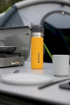 Stanley The Legendary Classic Thermosfles - 750 Ml - Donkergroen 11 Stanley The Legendary Classic Thermosfles - 750 Ml - Donkergroen -Professionele outdoor kampeerwinkel 1900 1267 stanley fles 1