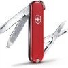 Victorinox Classic SD Zakmes - Rood 1 Victorinox Classic SD Zakmes - Rood -Professionele outdoor kampeerwinkel 7611160011800 victorinox classic sd uitgeklapt rechtop resultaat
