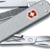 Victorinox Classic Alox Zakmes - Zilver 2 Victorinox Classic Alox Zakmes - Zilver -Professionele outdoor kampeerwinkel 7611160013453 victorinox classic sd alox uitgeklapt resultaat