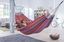 La Siesta Carolina 2 Persoons Hangmat - Flowers 11 La Siesta Carolina 2 Persoons Hangmat - Flowers -Professionele outdoor kampeerwinkel 800 1195 cah16 2 ambiance 601