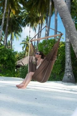 La Siesta Habana Hangstoel XL - Chocolate 14 La Siesta Habana Hangstoel XL - Chocolate -Professionele outdoor kampeerwinkel 900 601 hal21 6 ambiance 200